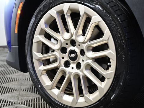 Certified 2025 MINI Cooper S FWD image 36