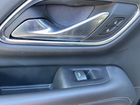 Used 2023 Chevrolet Suburban Z71 w/ Luxury Package image 52