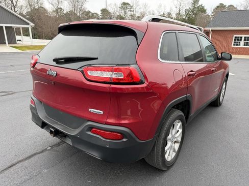 Used 2016 Jeep Cherokee Latitude w/ Comfort/Convenience Group image 7
