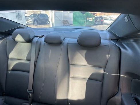 Used 2016 Honda Accord Touring image 17