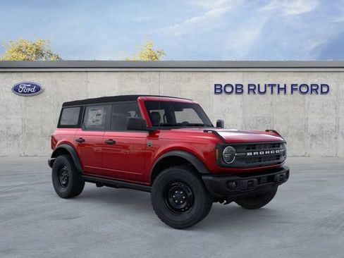 New 2026 Ford Bronco Big Bend w/ Black Diamond Package AWD/4WD image 2