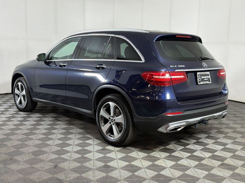 Used 2019 Mercedes-Benz GLC 300 4MATIC image 3