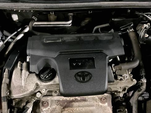 Used 2017 Toyota RAV4 Platinum w/ All Weather Liner Package AWD/4WD image 30
