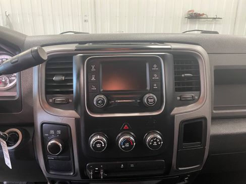 Used 2014 RAM 1500 Express AWD/4WD image 17