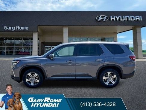 Used 2025 Honda Pilot EX-L image 13