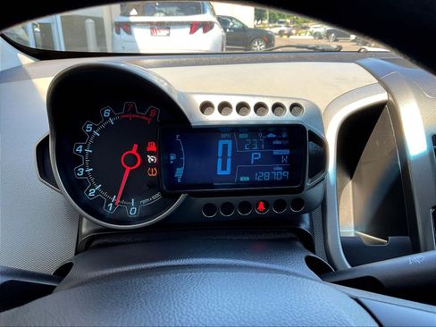 Used 2013 Chevrolet Sonic LT FWD image 12