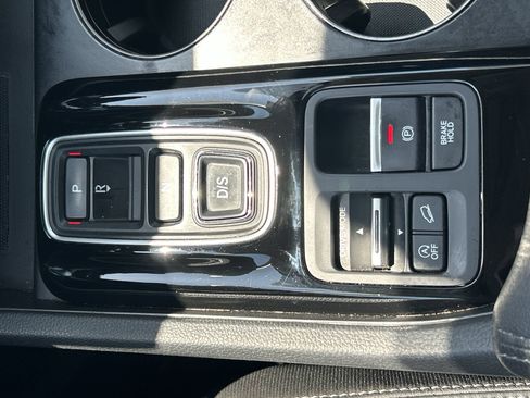 Certified 2023 Honda Pilot EX-L image 21