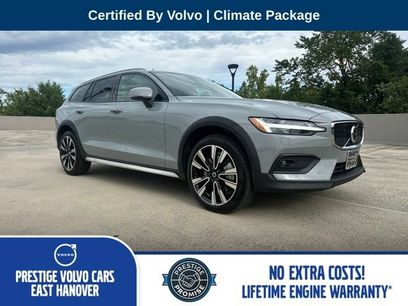 Certified 2024 Volvo V60 B5 Cross Country Ultimate w/ Protection Package Premier