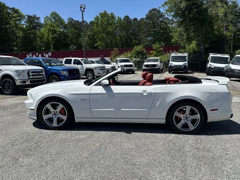 Used 2014 Ford Mustang GT Premium image 6