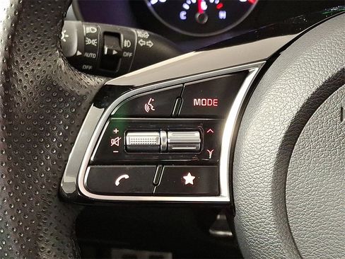 Used 2024 Kia Forte GT-Line image 21