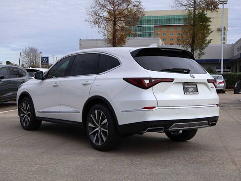 Used 2026 Acura MDX w/ Technology Package FWD image 4