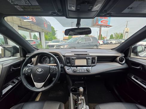 Used 2016 Toyota RAV4 SE AWD/4WD image 8