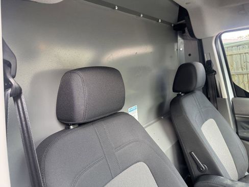 Used 2020 Ford Transit Connect XL image 7