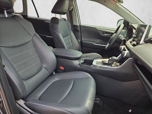 Used 2024 Toyota RAV4 XLE Premium AWD/4WD image 21