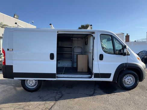 Used 2025 RAM ProMaster 1500 w/ Safety Group FWD image 10