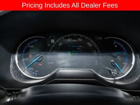 Used 2024 Toyota RAV4 AWD Hybrid image 16