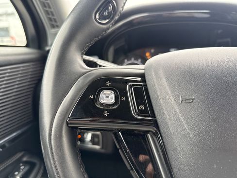 Used 2022 Lincoln Corsair AWD w/ Equipment Group 101A image 14