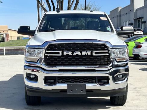 Used 2022 RAM 2500 Big Horn w/ Level A Equipment Group image 9