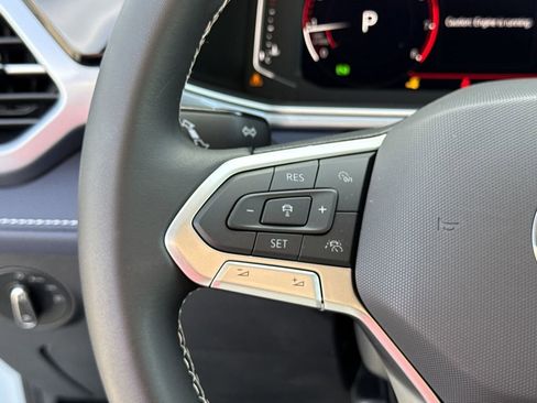 New 2026 Volkswagen Taos SEL image 27