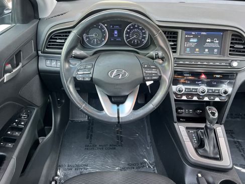 Used 2019 Hyundai Elantra Value Edition w/ Cargo Package FWD image 14