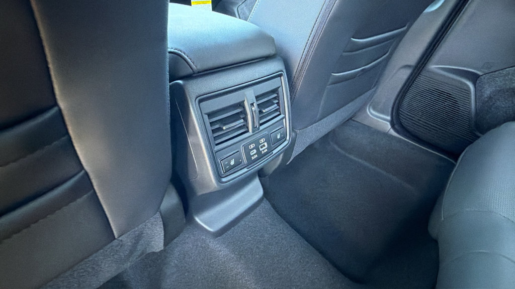 New 2026 Subaru Outback Limited XT AWD/4WD image 17