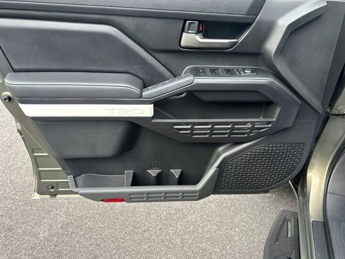 Used 2024 Toyota Tacoma TRD Sport image 14