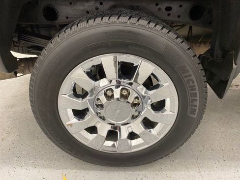 Used 2018 GMC Sierra 2500 Denali w/ Duramax Plus Package image 7