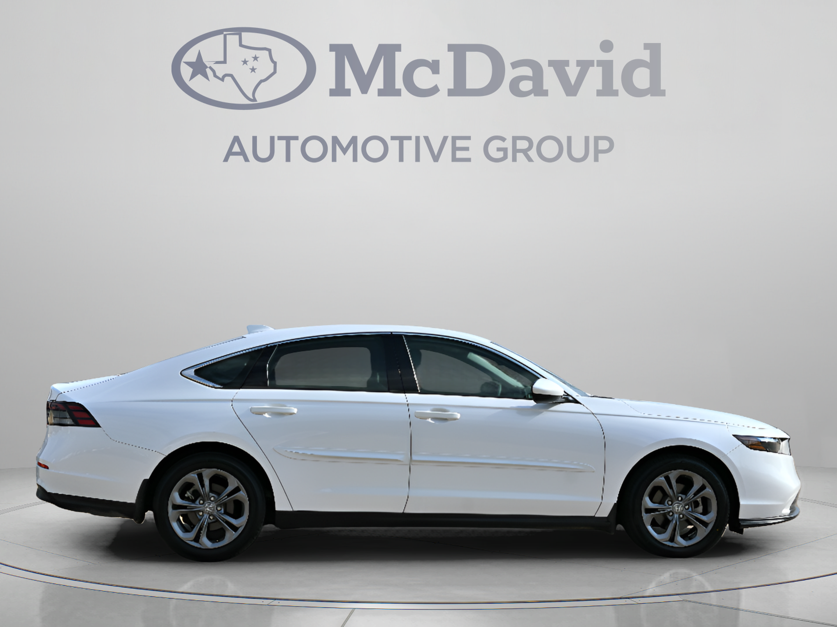 Used 2023 Honda Accord EX image 6