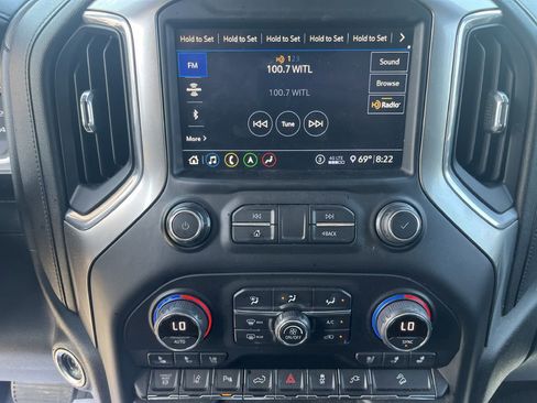 Used 2020 Chevrolet Silverado 2500 LTZ w/ LTZ Premium Package AWD/4WD image 26