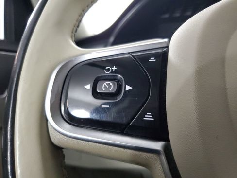 Certified 2023 Volvo XC90 B5 Plus w/ Protection Package Premier AWD/4WD image 28