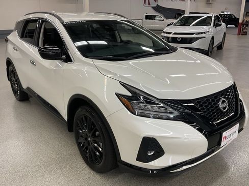 Used 2024 Nissan Murano SV w/ SV Midnight Edition Package AWD/4WD image 3