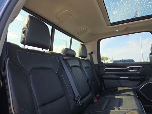 Used 2022 RAM 1500 Laramie AWD/4WD image 14