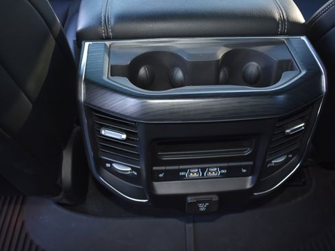 Used 2024 RAM 1500 Laramie image 30