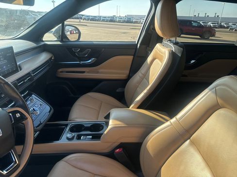 Used 2022 Lincoln Corsair Reserve w/ Elements Package FWD image 37