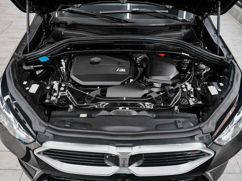 Used 2024 BMW X2 M35i image 41