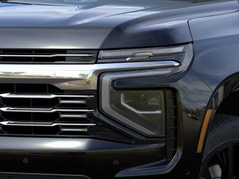 New 2026 Chevrolet Suburban Premier image 11