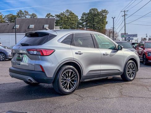 Used 2022 Ford Escape SEL w/ Technology Package image 3