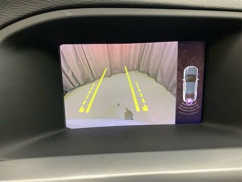 Used 2018 Volvo S60 T5 Dynamic w/ Vision Package image 30