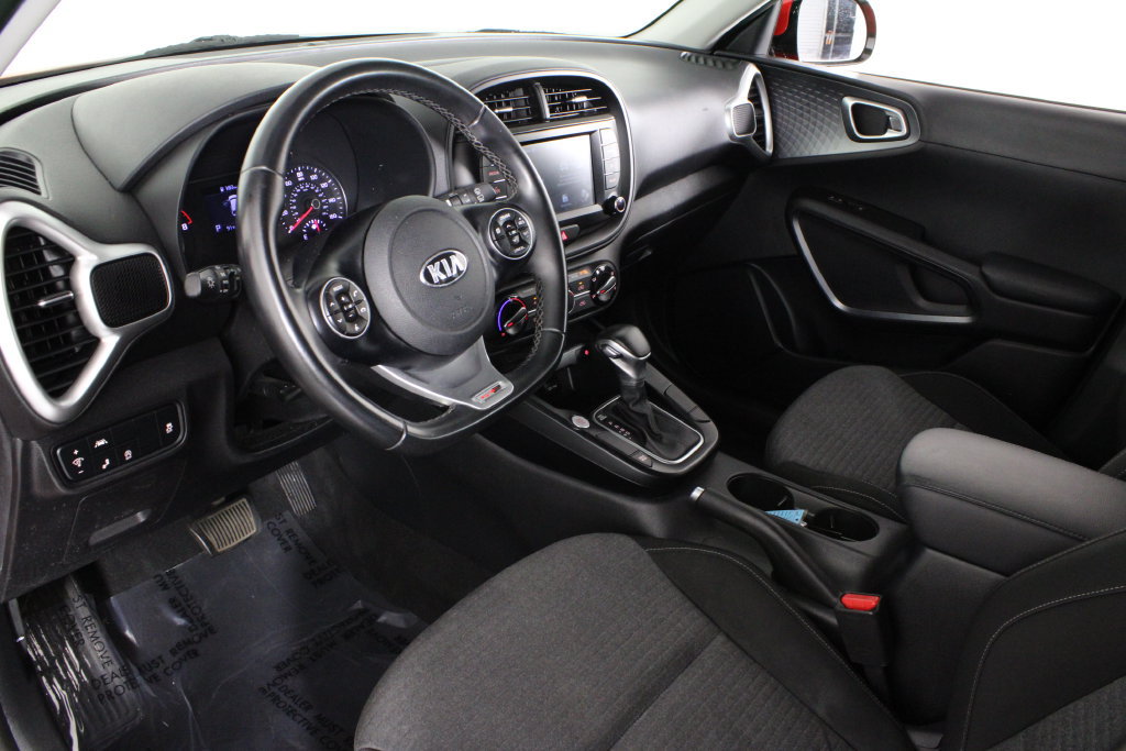 Used 2020 Kia Soul GT-Line w/ GT 2.0L Power Sunroof Package FWD image 18