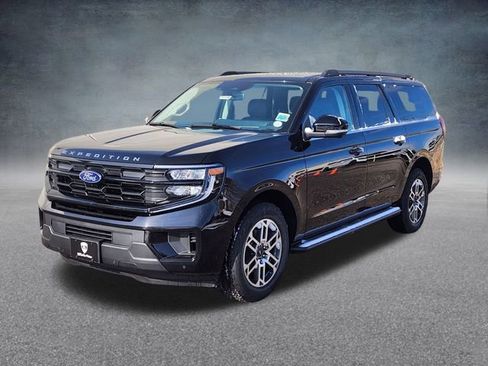 New 2026 Ford Expedition Max Active image 3