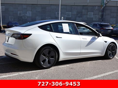 Used 2023 Tesla Model 3 Standard Range image 9
