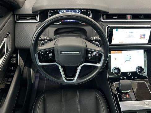 Certified 2021 Land Rover Range Rover Velar R-Dynamic S image 28