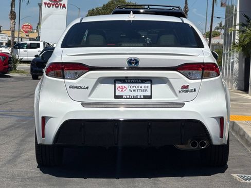 Certified 2024 Toyota Corolla SE FWD image 6