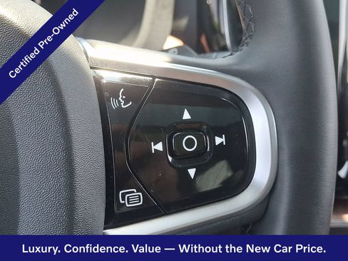Certified 2024 Volvo XC60 B5 Plus w/ Protection Package Premier AWD/4WD image 28