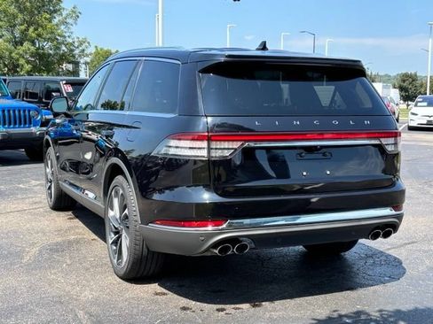 Used 2021 Lincoln Aviator Reserve w/ Equipment Group 201A AWD/4WD image 11