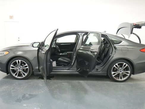 Used 2020 Ford Fusion Titanium FWD image 23