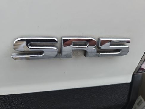 Used 2015 Toyota Tacoma 2WD Access Cab image 28