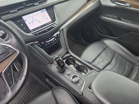 Used 2020 Cadillac XT5 Sportv w/ Platinum Package image 24