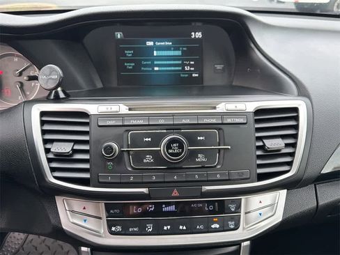 Used 2015 Honda Accord Sport image 25