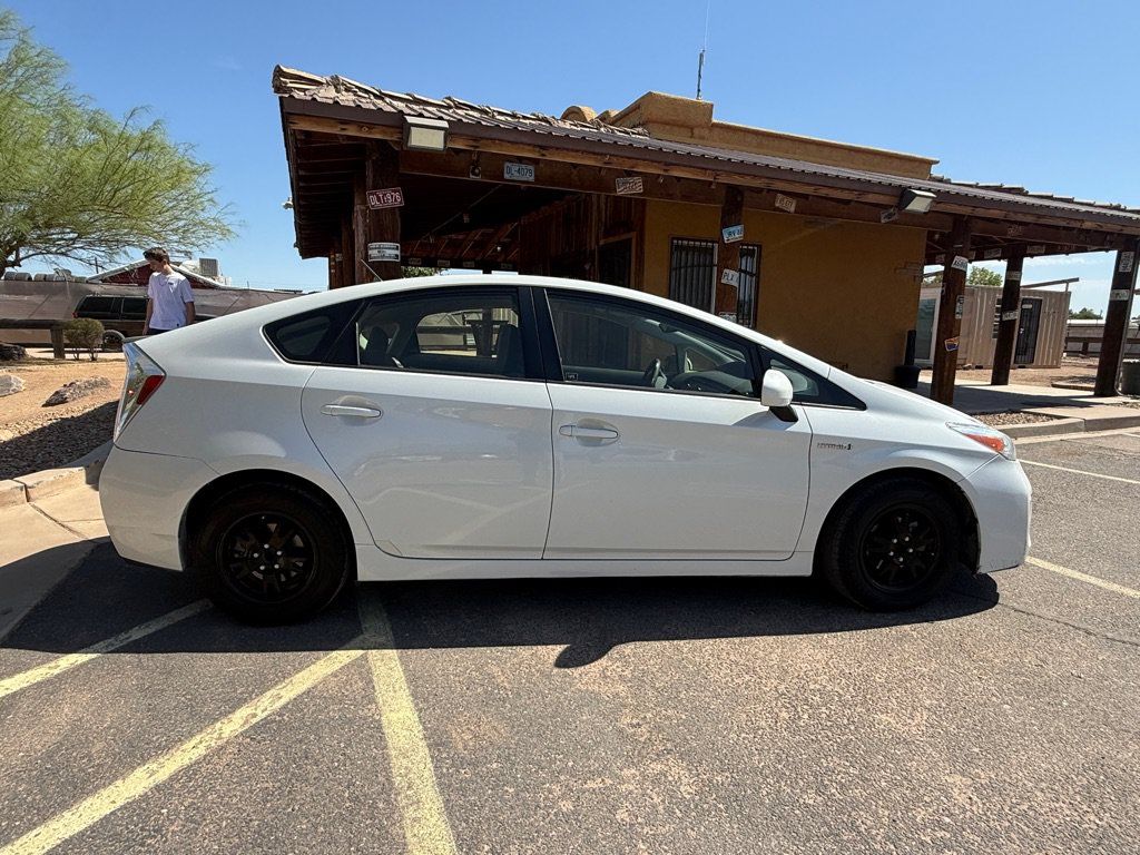Used 2015 Toyota Prius Two FWD image 8